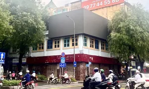 Loạt mặt bằng vị trí 'vàng' TP HCM ế khách thuê nhiều năm