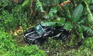 Ôtô lao xuống vực đèo Bảo Lộc